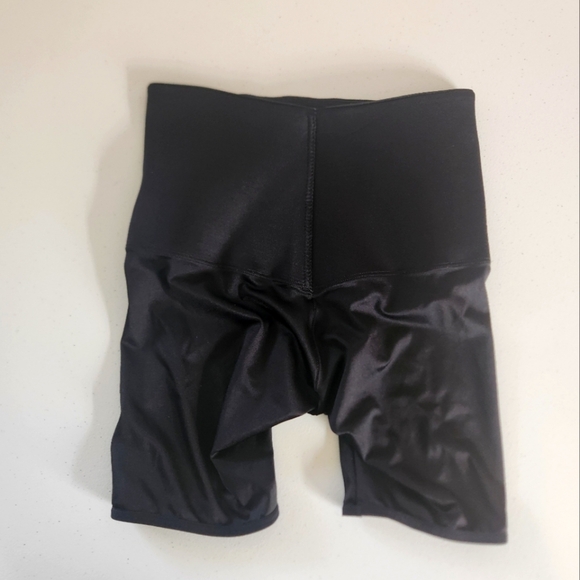 Nancy Ganz Bodyslimmers Thigh Butt Brief Shaping Shapewear Black Size Medium - Picture 3 of 5